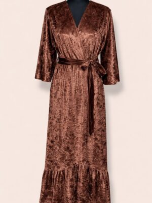 Pruun sametist hõlst