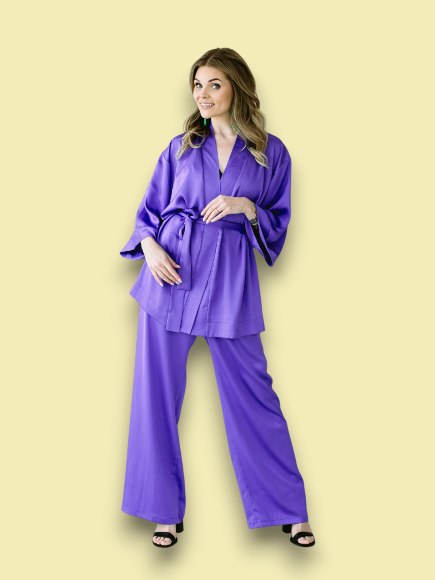 Lilla satiinist minikimono ja püksid - Image 6